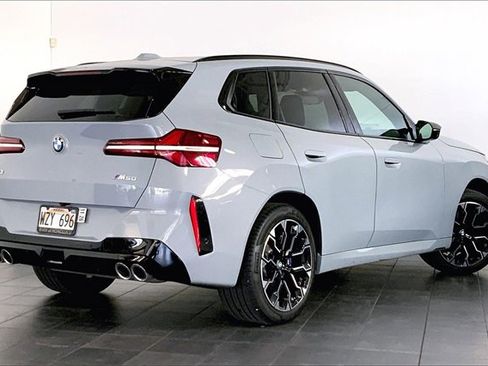 Used 2025 BMW X3 M50 w/ Premium Package image 11