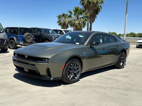 New 2026 Dodge Charger Scat Pack w/ Blacktop Package AWD/4WD image 2