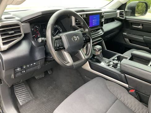 Used 2022 Toyota Tundra SR5 AWD/4WD image 10