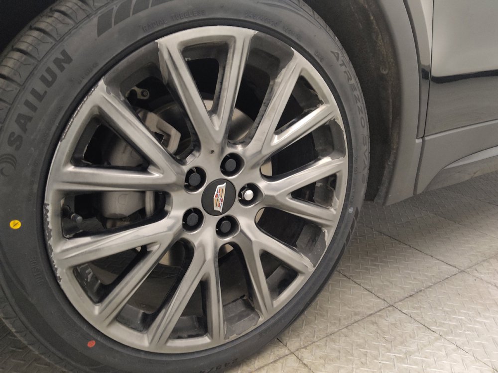 Used 2020 Cadillac XT4 Sport w/ LPO, Midnight Sport Package FWD image 31
