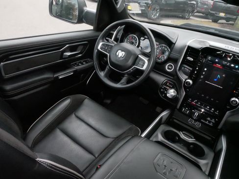 Used 2023 RAM 1500 Laramie AWD/4WD image 9