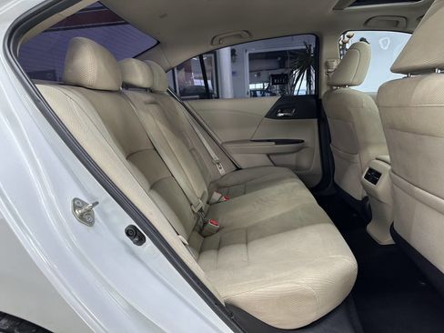 Used 2016 Honda Accord EX image 15