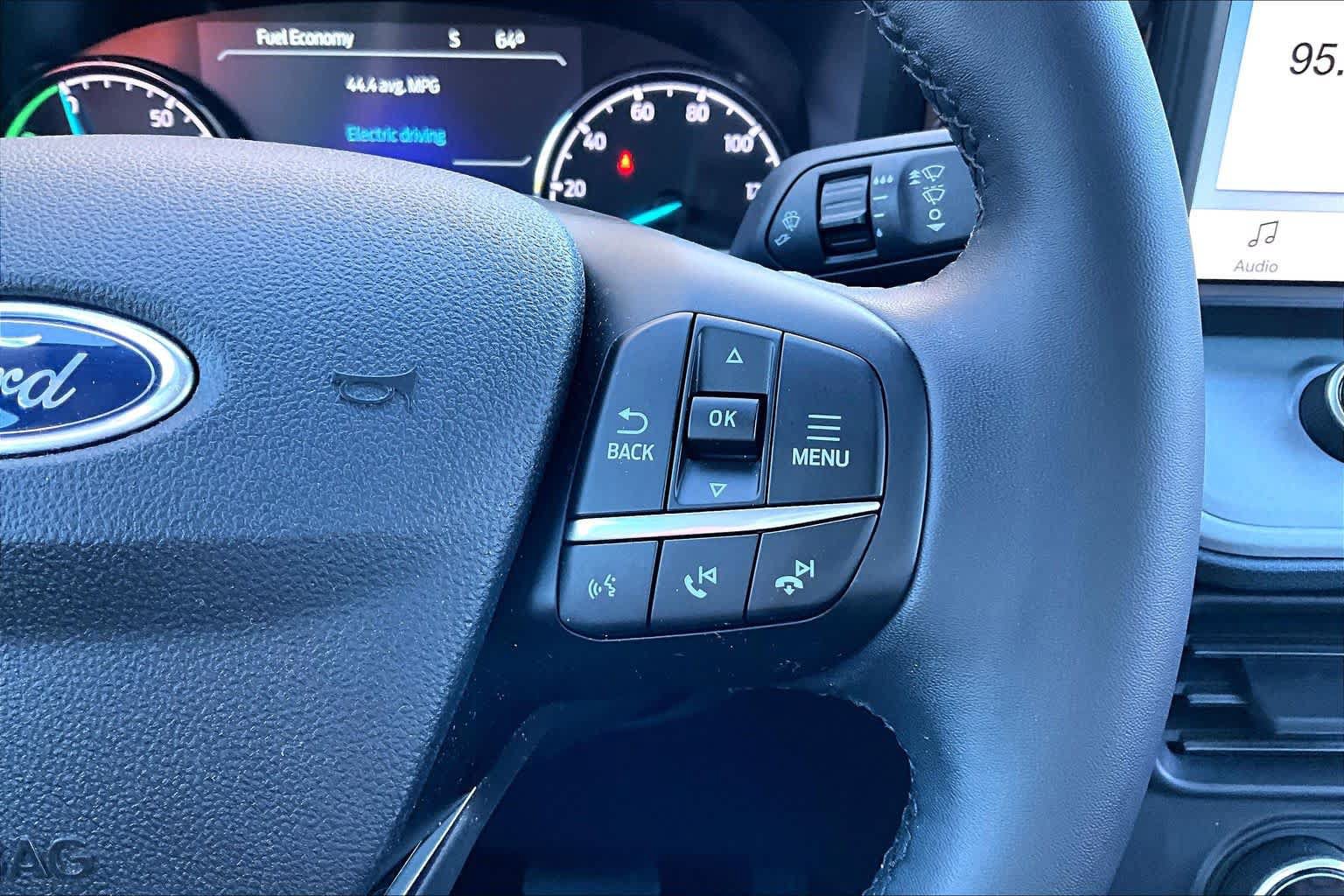 Used 2023 Ford Maverick Lariat FWD image 25