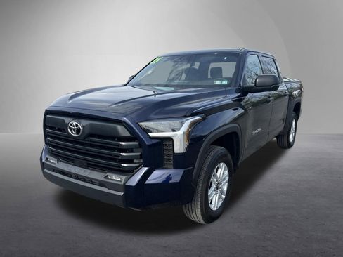 Used 2025 Toyota Tundra SR5 AWD/4WD image 8