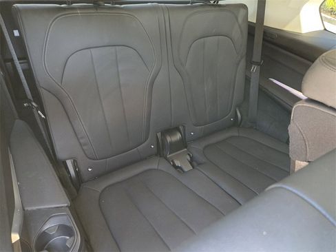 Used 2021 BMW X7 xDrive40i w/ Parking Assistance Package image 16