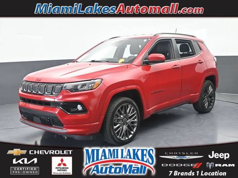 Used 2022 Jeep Compass Limited AWD/4WD image 1