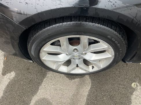 Used 2017 Chevrolet Impala LT FWD image 17