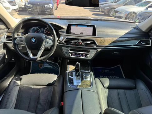 Used 2016 BMW 740i RWD image 19
