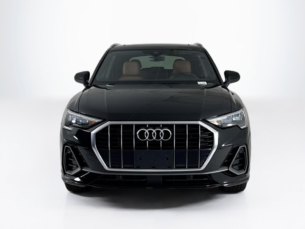 Used 2021 Audi Q3 2.0T Premium w/ Convenience Package AWD/4WD image 8