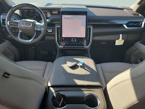 New 2026 GMC Yukon XL Elevation image 24