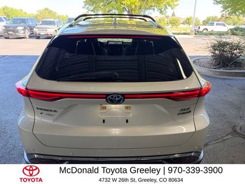 Used 2022 Toyota Venza XLE AWD/4WD image 6