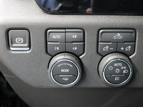 Used 2025 Chevrolet Silverado 1500 RST image 47