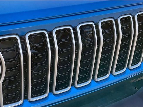 Used 2024 Jeep Wrangler Sahara w/ Technology Group image 28