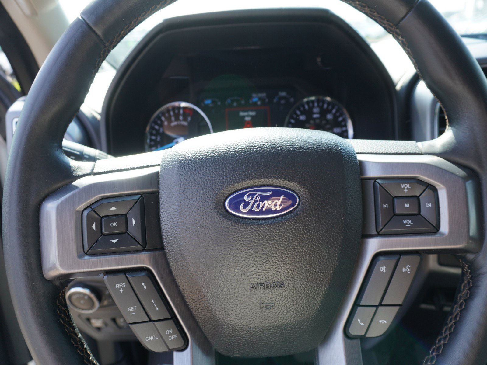 Used 2021 Ford Expedition Max Platinum AWD/4WD image 31