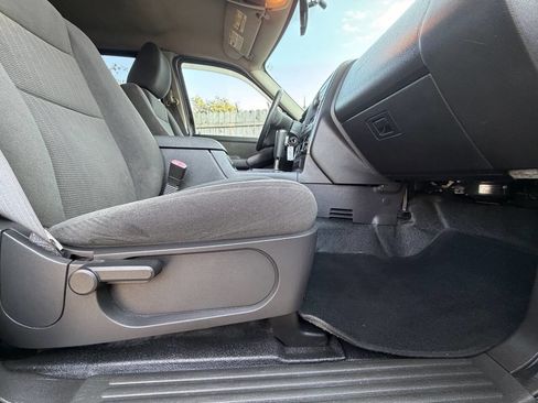 Used 2009 Ford Explorer Sport Trac XLT image 14
