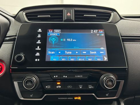 Used 2018 Honda CR-V Touring image 5