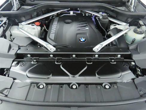Used 2026 BMW X5 sDrive40i RWD image 31