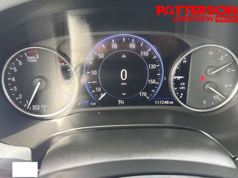 Used 2022 Buick Enclave Premium w/ Experience Buick Package FWD image 9