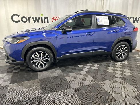 Used 2025 Toyota Corolla Cross AWD Hybrid image 4