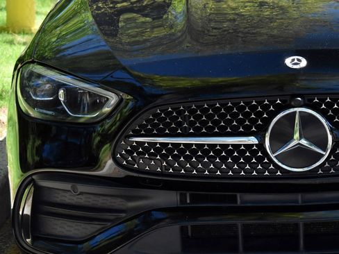 Used 2022 Mercedes-Benz C 300 Sedan w/ AMG Line w/ Night Package image 33
