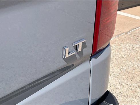 Used 2024 Chevrolet Silverado 1500 LT image 11