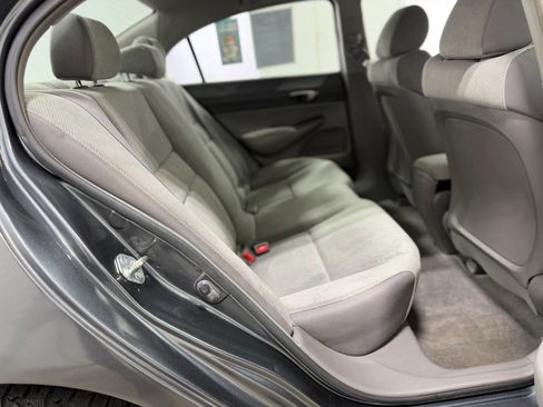 Used 2010 Honda Civic LX image 29
