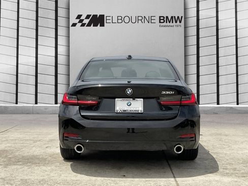 Certified 2025 BMW 330i Sedan w/ Convenience Package image 5