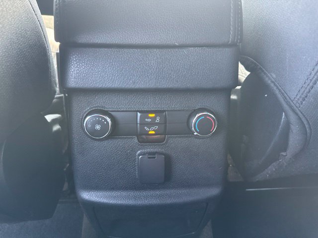 Used 2018 Ford Explorer XLT FWD image 13