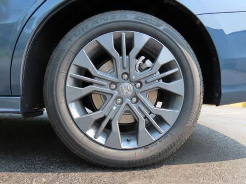 New 2026 Honda Odyssey Touring image 9