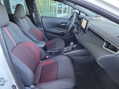 Certified 2025 Toyota Corolla SE image 31