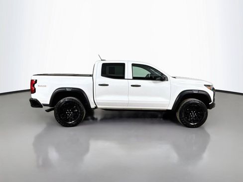 Used 2023 Chevrolet Colorado Trail Boss w/ Technology Package AWD/4WD image 13