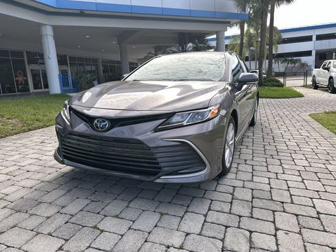 Used 2024 Toyota Camry LE FWD image 20