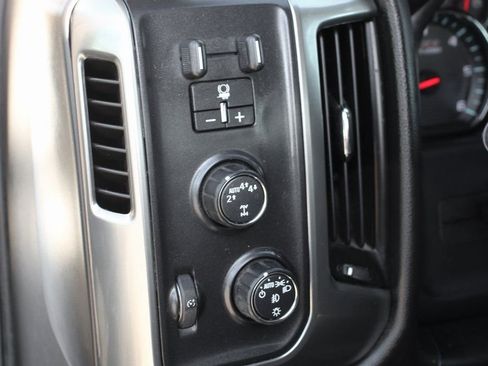 Used 2018 Chevrolet Silverado 1500 LT w/ All Star Edition AWD/4WD image 18