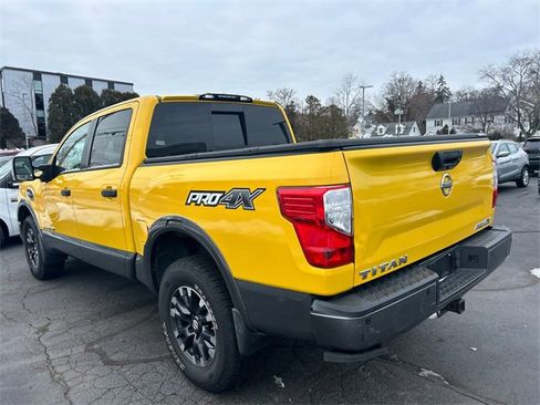 Certified 2017 Nissan Titan PRO-4X w/ Pro-4x Convenience Package image 4