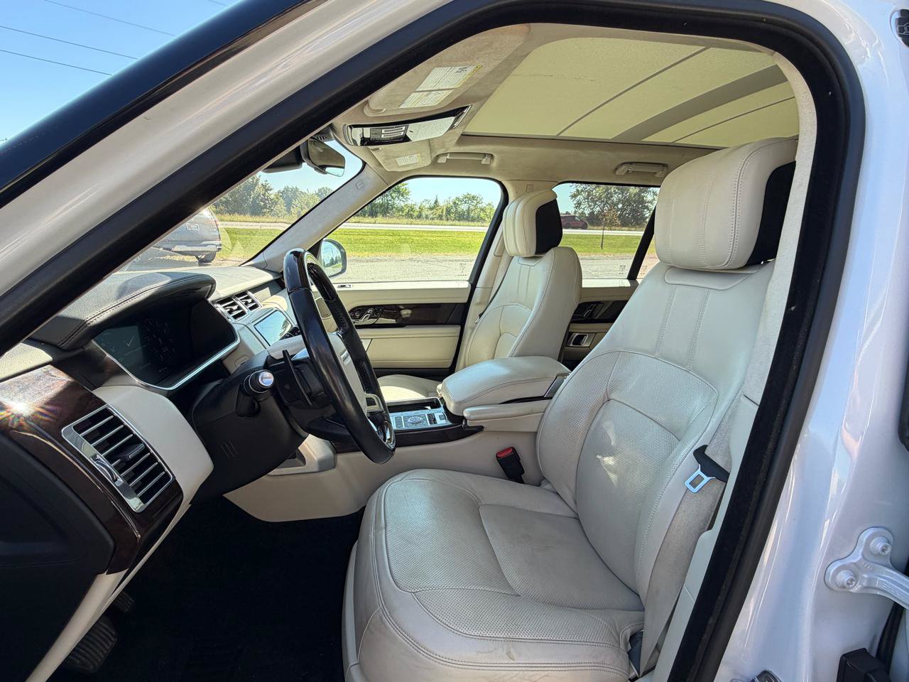 Used 2020 Land Rover Range Rover HSE AWD/4WD image 6