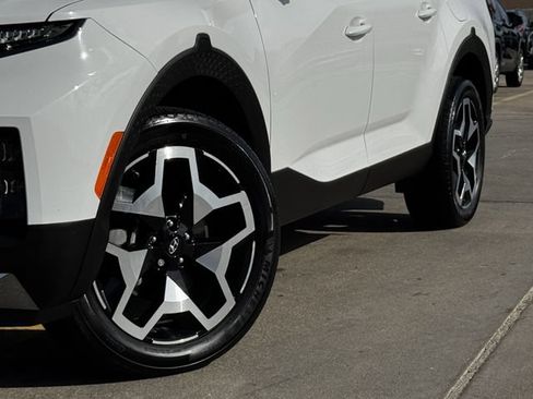 Used 2024 Hyundai Santa Cruz Limited AWD/4WD image 11