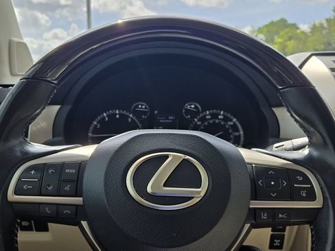 Used 2020 Lexus GX 460 Premium AWD/4WD image 23