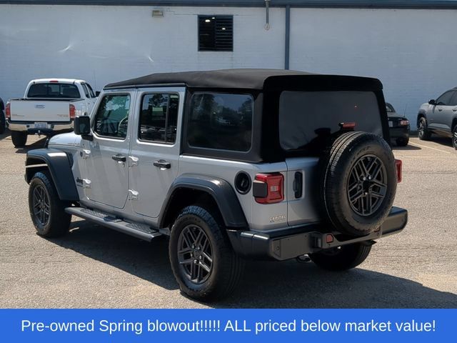 Used 2024 Jeep Wrangler Unlimited Sport AWD/4WD image 11