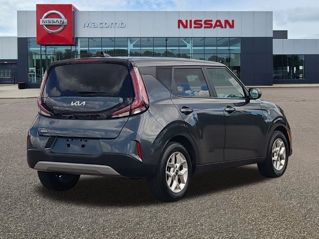 Used 2024 Kia Soul LX w/ LX Technology Package FWD image 7