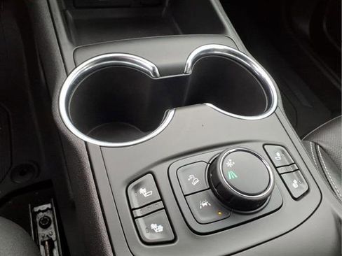 Certified 2023 GMC Terrain SLT w/ LPO, Floor Liner Package image 18