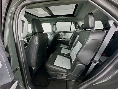 Certified 2024 Ford Explorer XLT w/ Equipment Group 202A AWD/4WD image 32