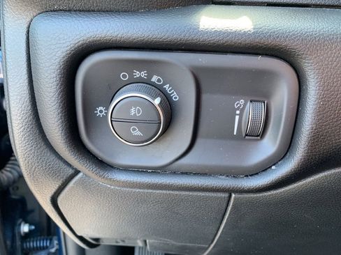 Used 2024 RAM 2500 Big Horn w/ Bed Utility Group AWD/4WD image 35