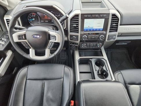 Used 2021 Ford F350 Lariat image 10