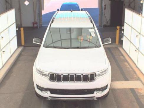 Used 2024 Jeep Wagoneer L Series III w/ Flexible Seating Group image 3