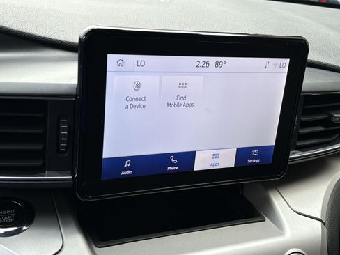 Used 2024 Ford Explorer XLT w/ Equipment Group 202A AWD/4WD image 20