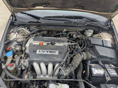 Used 2004 Honda Accord LX image 18