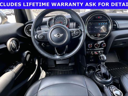 Used 2017 MINI Cooper 4-Door Hardtop FWD image 5