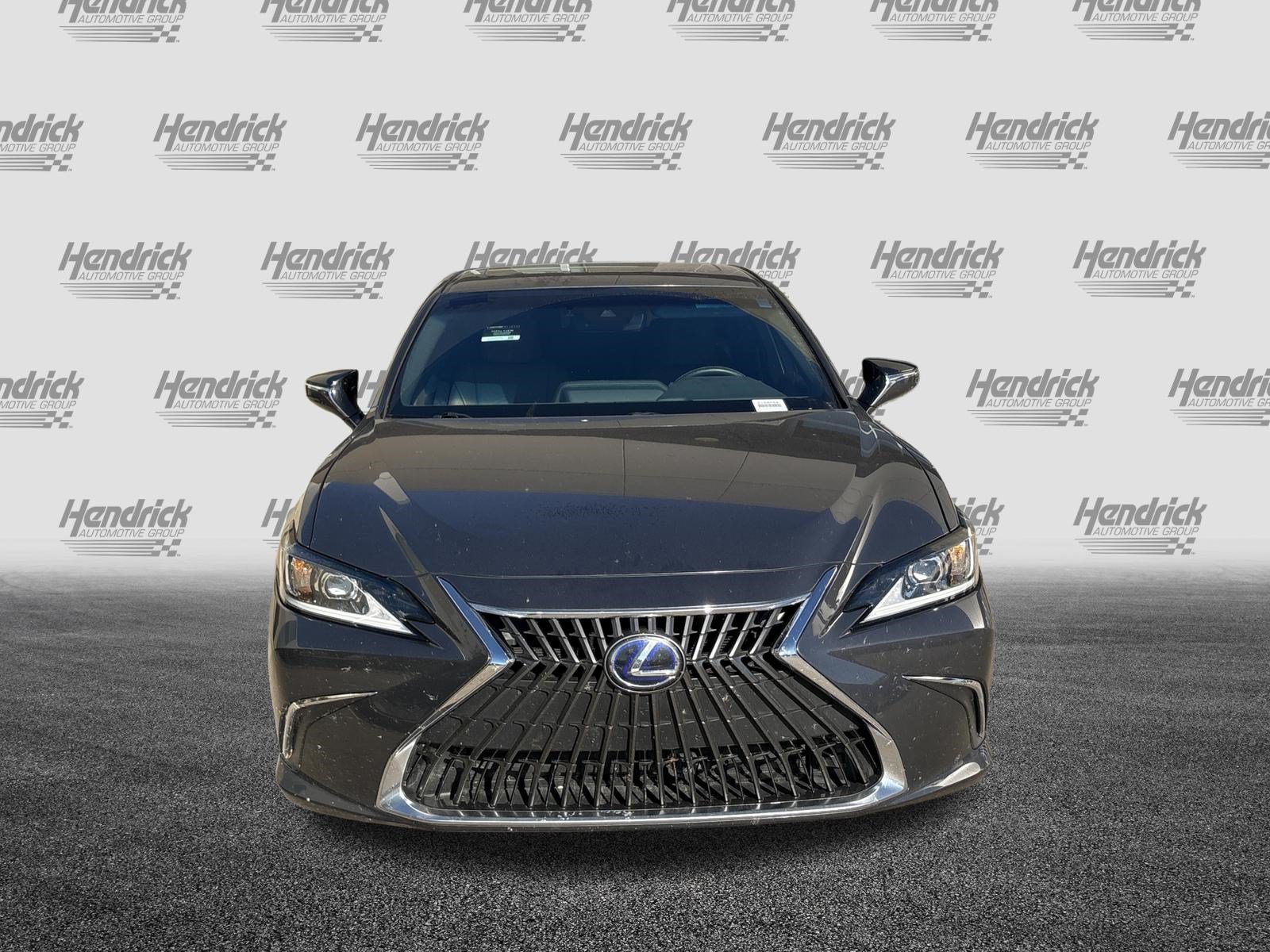 Used 2022 Lexus ES 300h FWD image 3