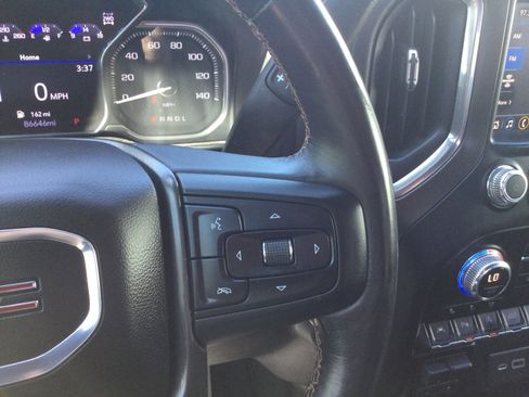 Used 2019 GMC Sierra 1500 AT4 w/ Off Road Performance Package AWD/4WD image 18