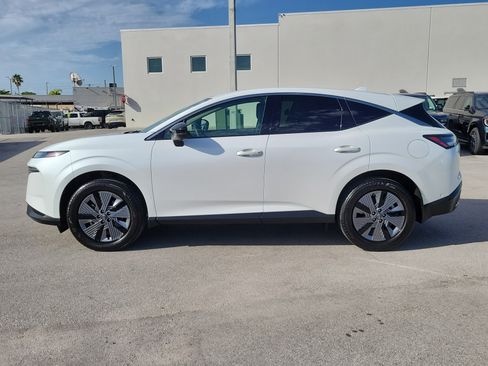 Used 2025 Nissan Murano SL AWD/4WD image 8